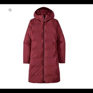 New with tags womens Patagonia puffer winter jacket